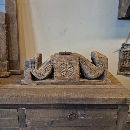 Uniek oud houten ornament nr. 1