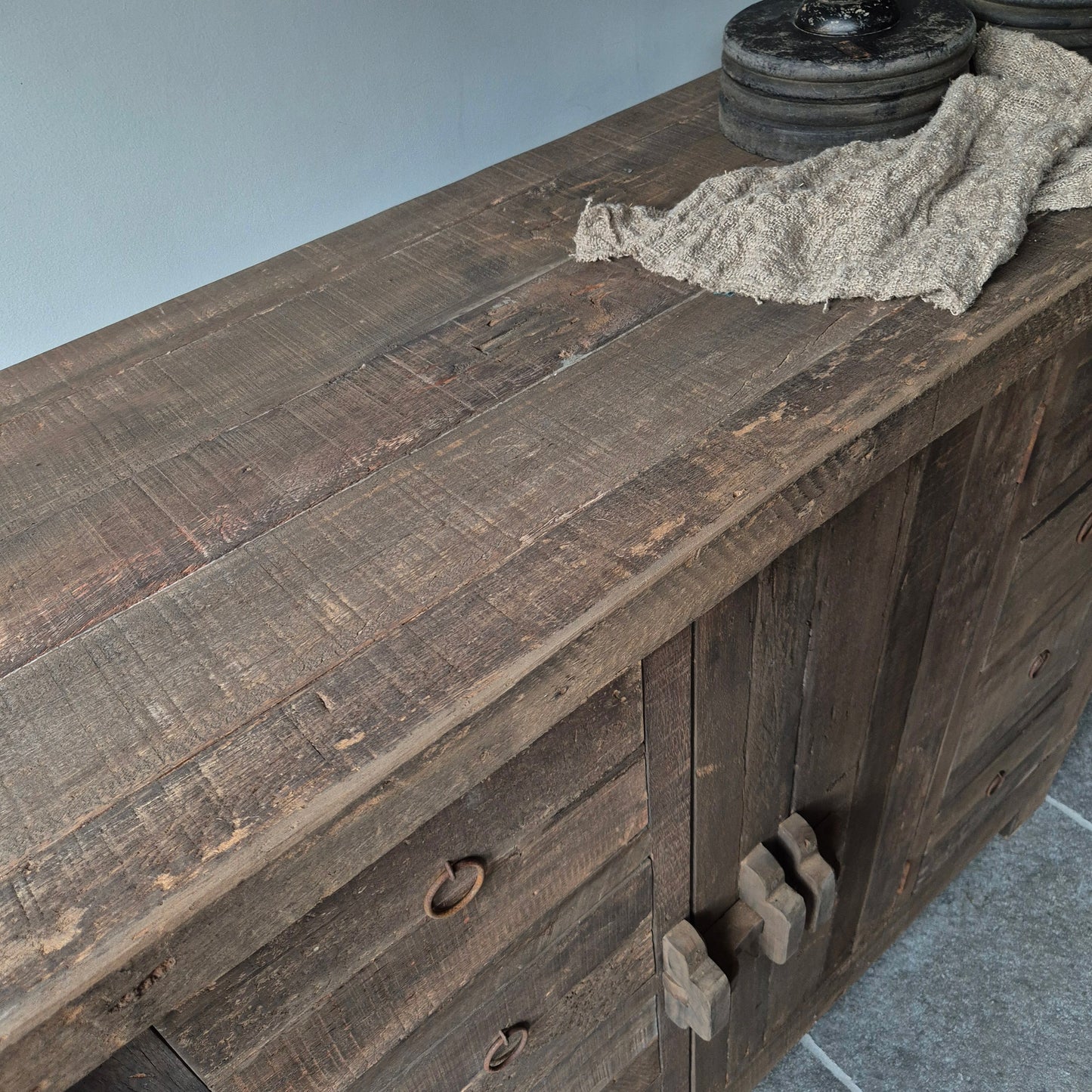 Dressoir | kast driftwood schuifslot 8 lades