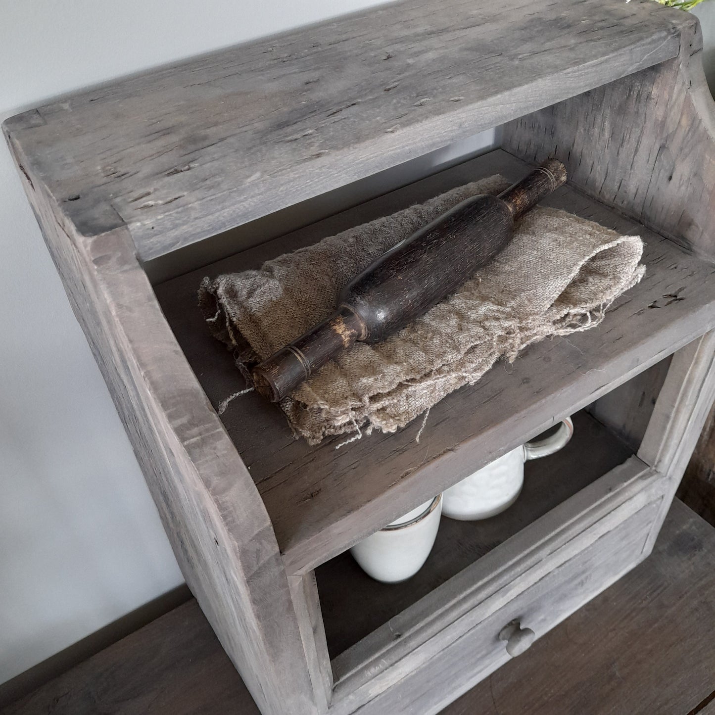 Houten gruttersbak met lade