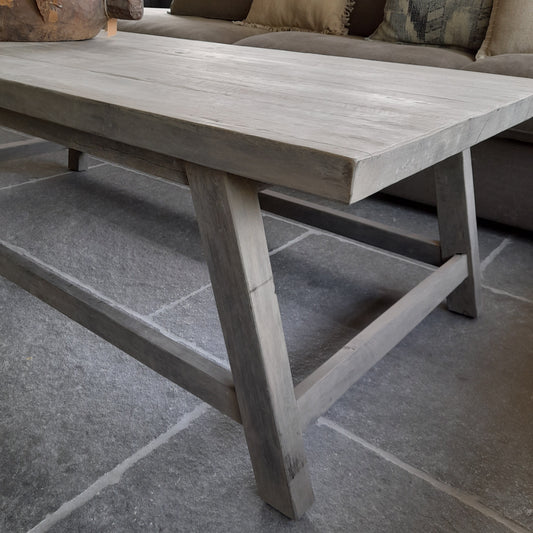 Salontafel hout sober vergrijsd (bestelbaar)