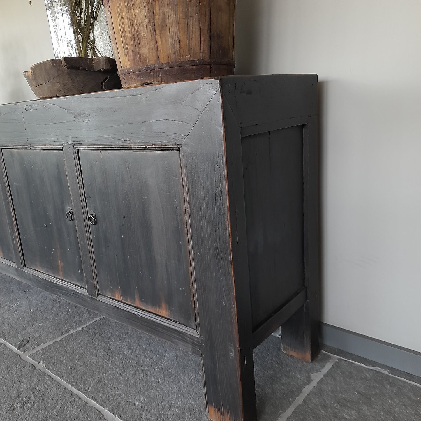 Dressoir Chinees oud zwart 4-deur