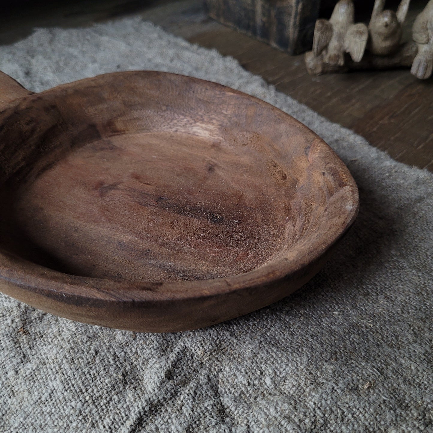 Oud houten schaaltje rond