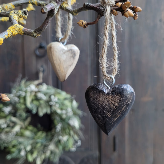Houten hartje aan touw donkerbruin