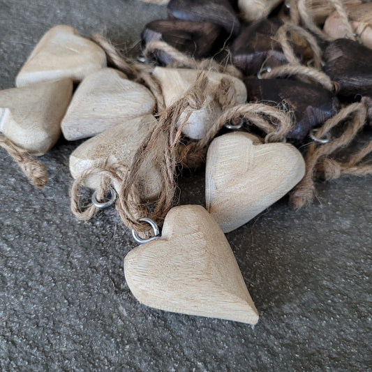 Houten hartje aan touw naturel