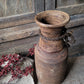 Oud houten nepalese kruik met touw nr. 66