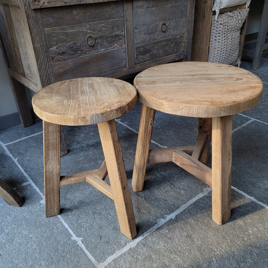 Houten kruk | bijzettafel M