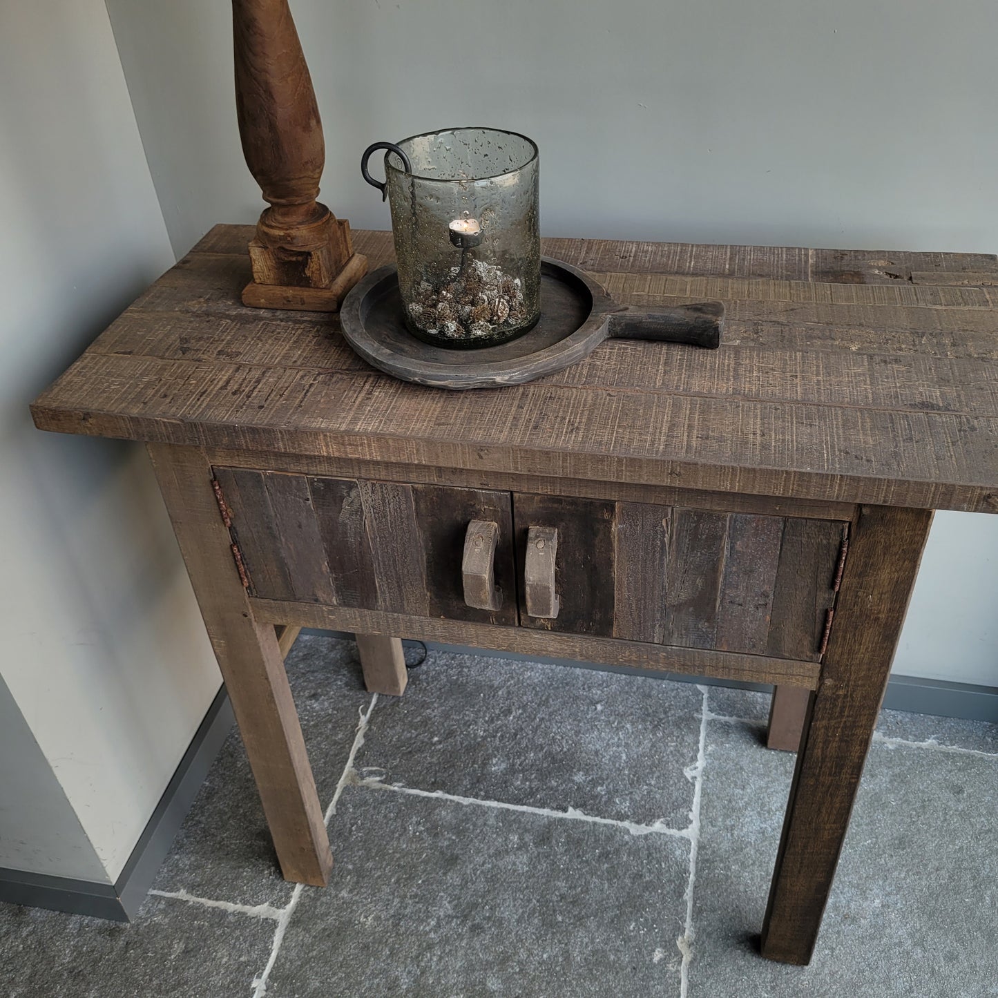 Sidetable 2-deurs oud hout Driftwood