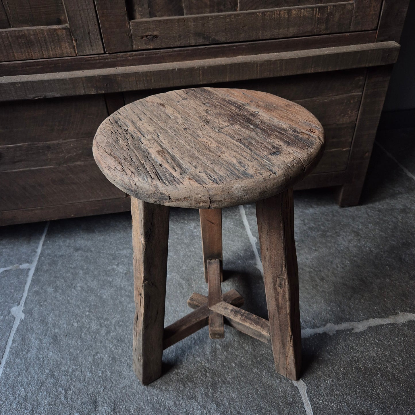 Uniek oud houten kruk