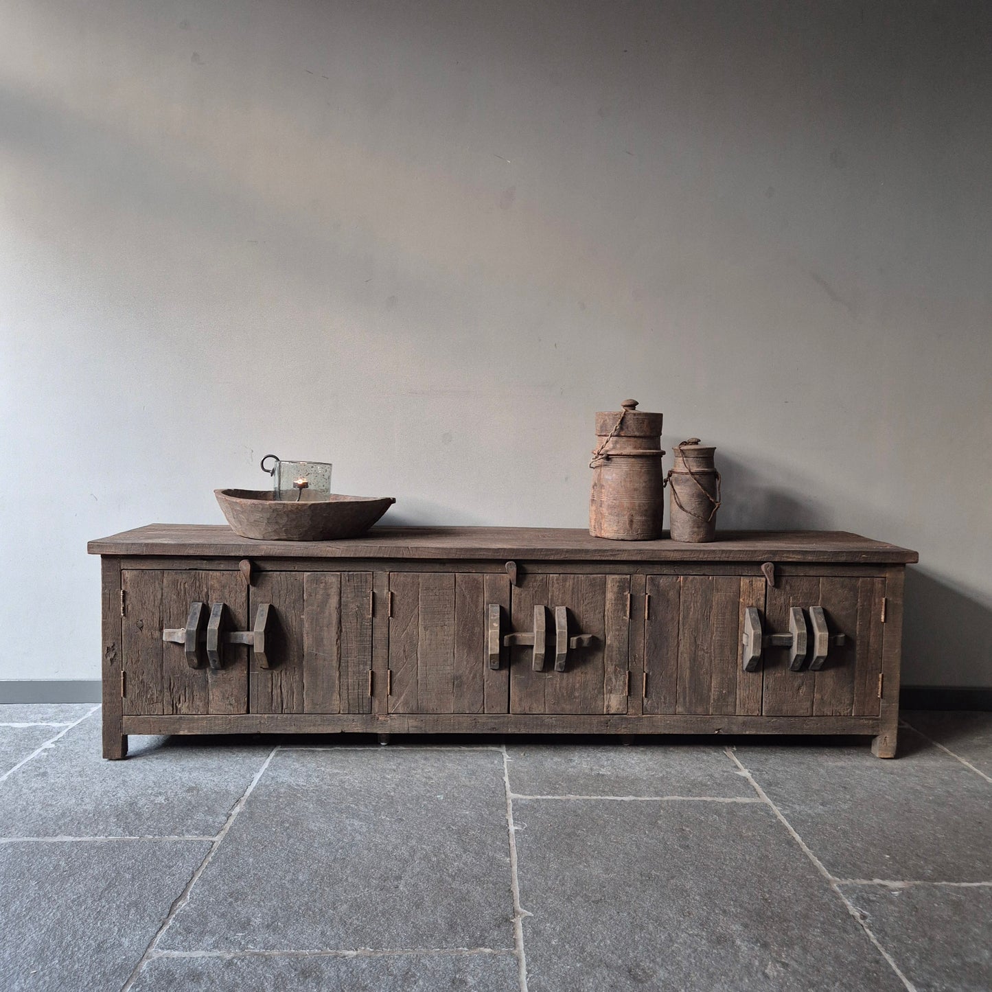 Landelijk tv meubel 210cm | schuifslot | driftwood