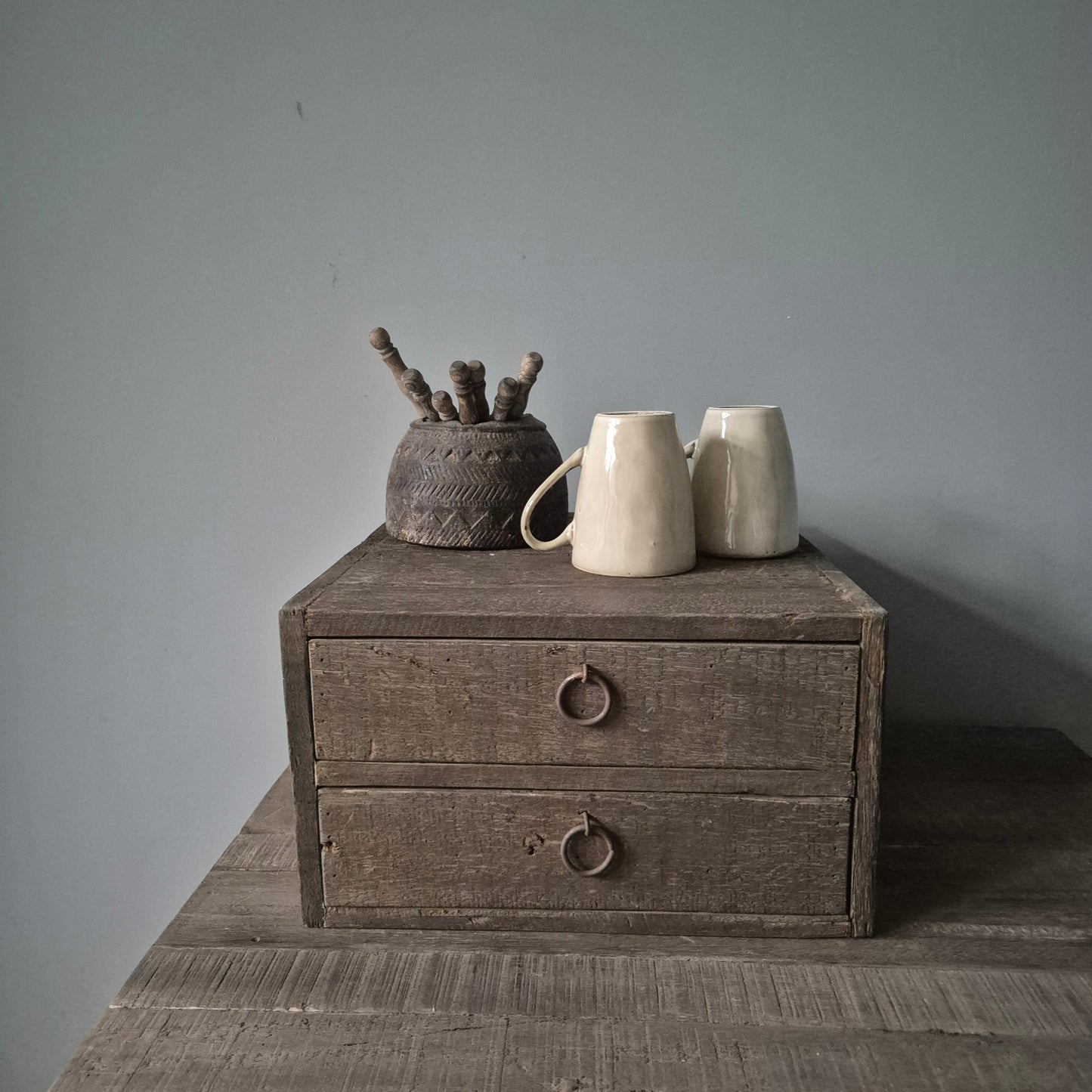 Houten bak driftwood | 2 lades koffiecups
