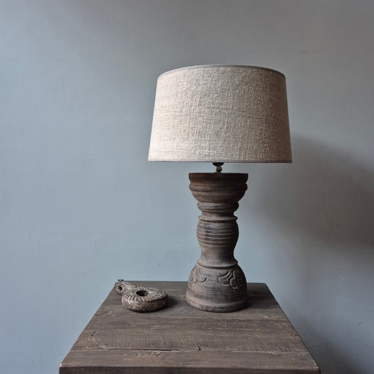 Houten baluster tafellamp incl. shabby kap