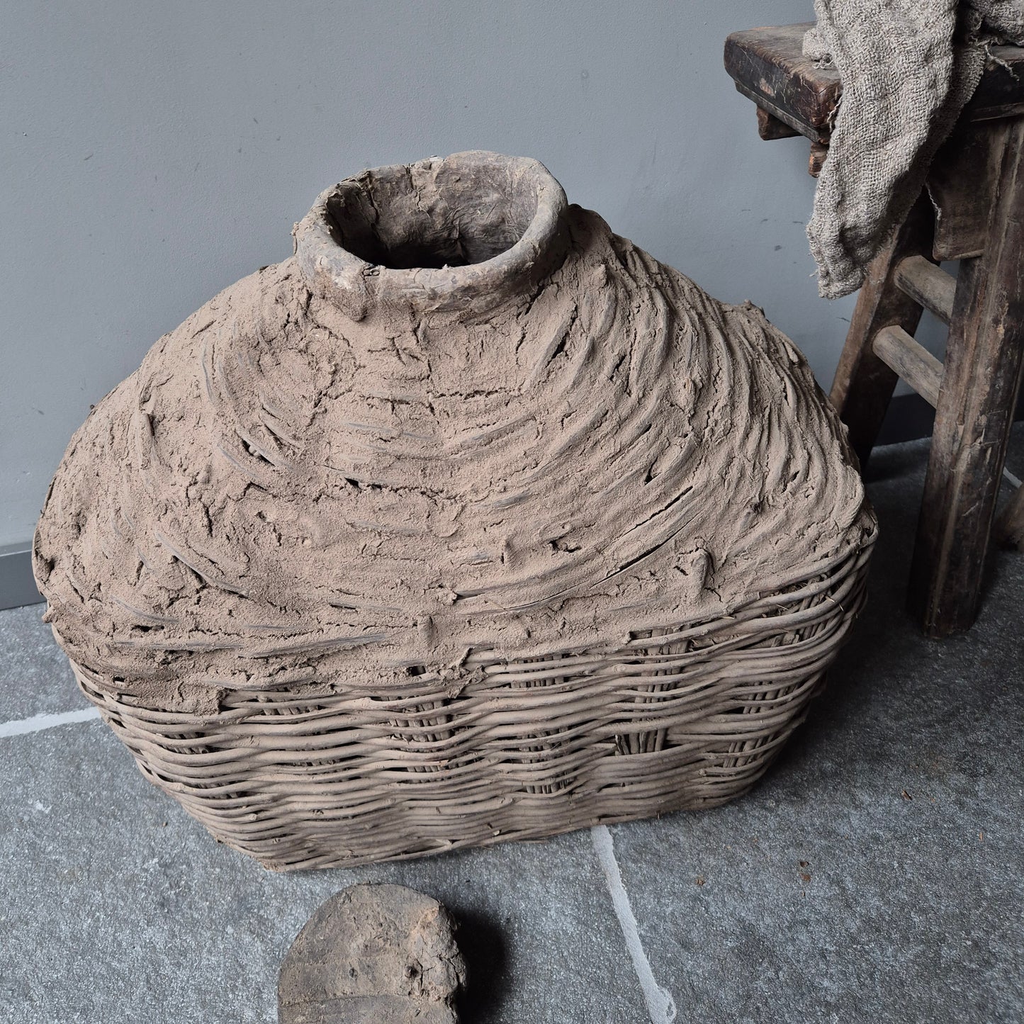 Leemkruik met deksel uniek nr. 17