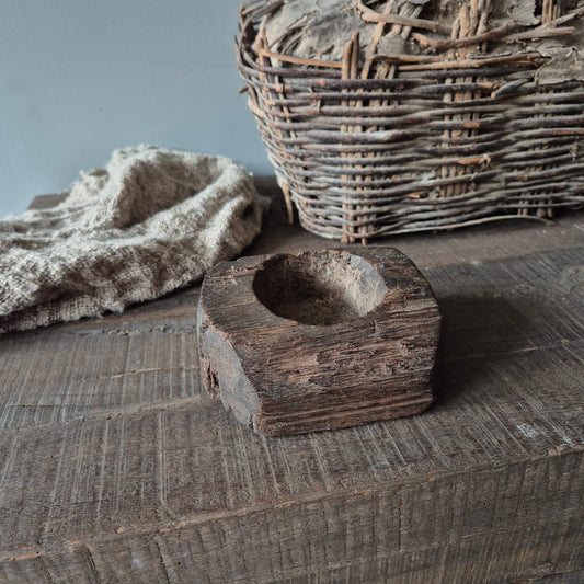 Uniek oud houten schaaltje nr. 4