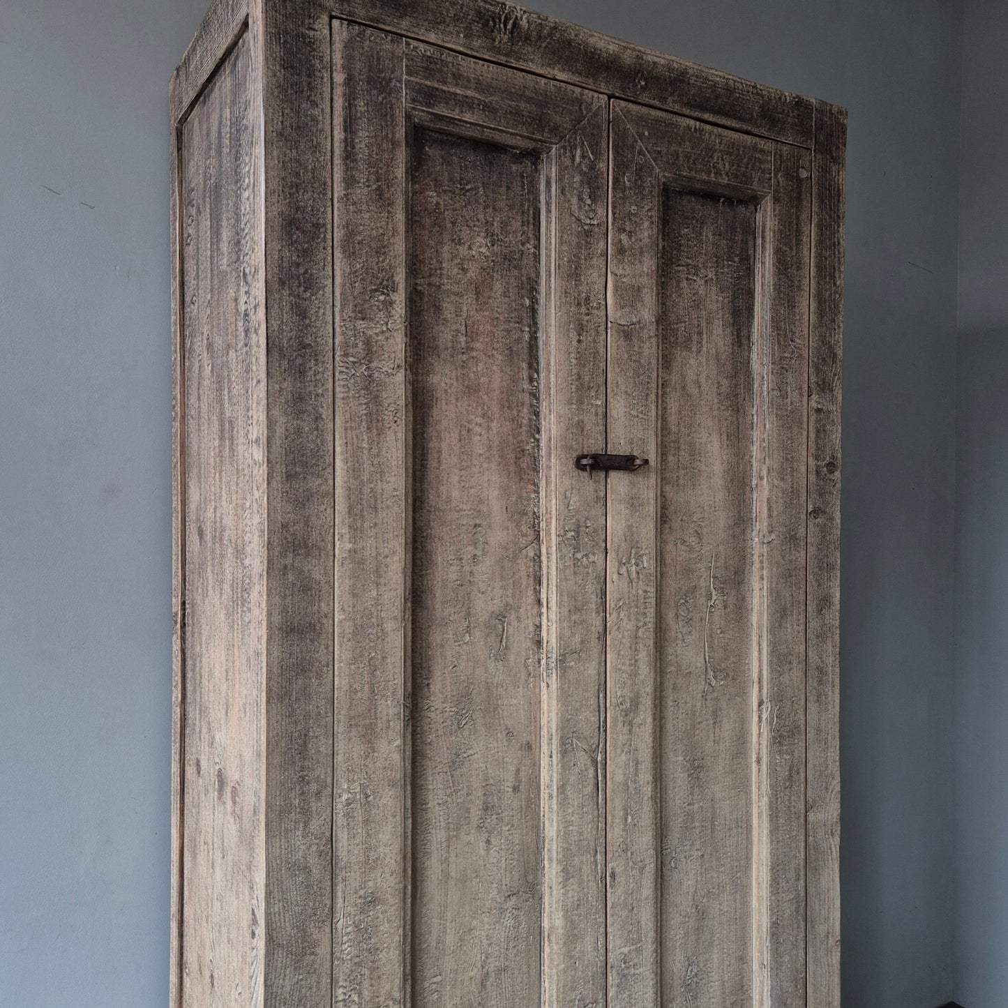 Elmwood hoge kast