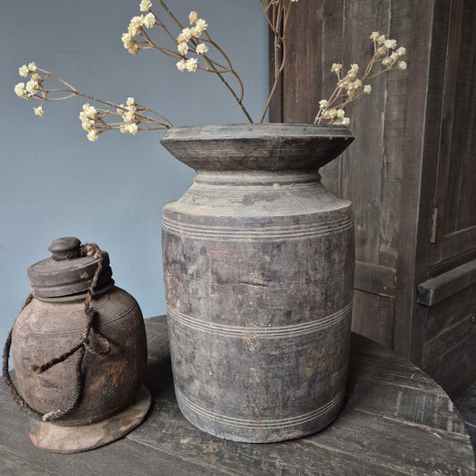 Oud houten kruik nr. 123 (rechts)