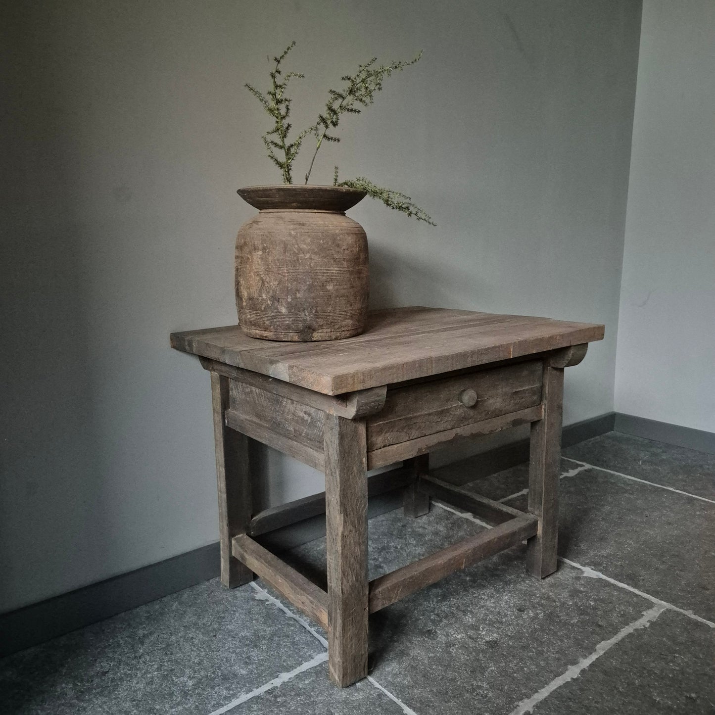 Bijzettafel met lade driftwood