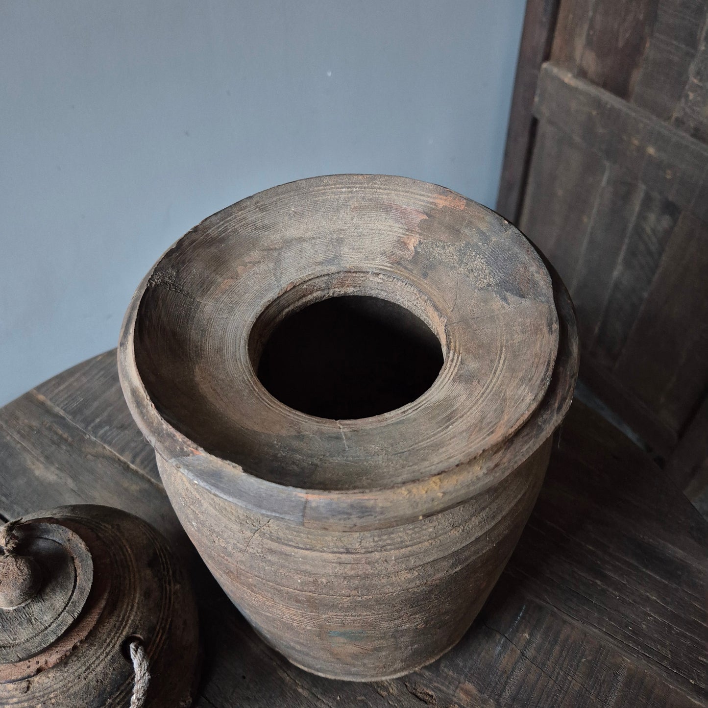 Oud houten kruik nr. 112 (rechts)