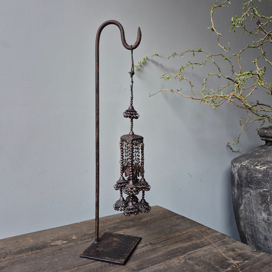 Ijzeren statief met hanger vierkant