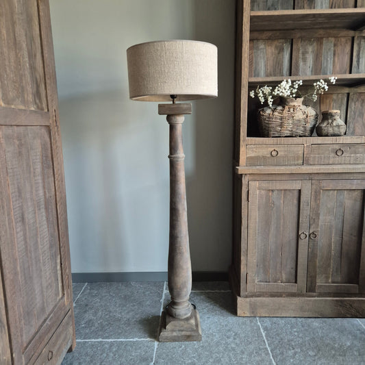 Houten baluster vloerlamp incl. shabby kap