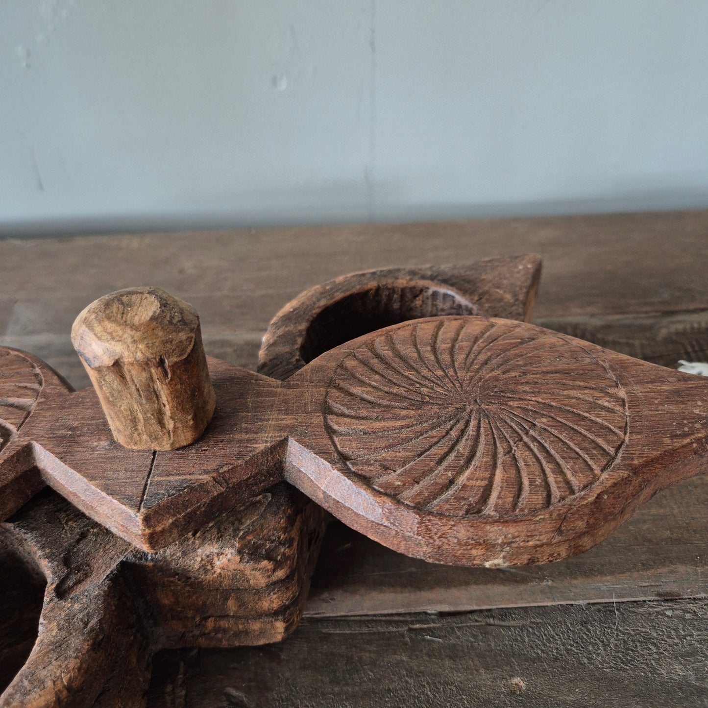 Oud houten spicebox nr. 1