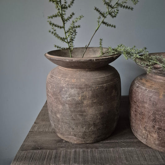 Oud houten kruik nr. 140 (links)