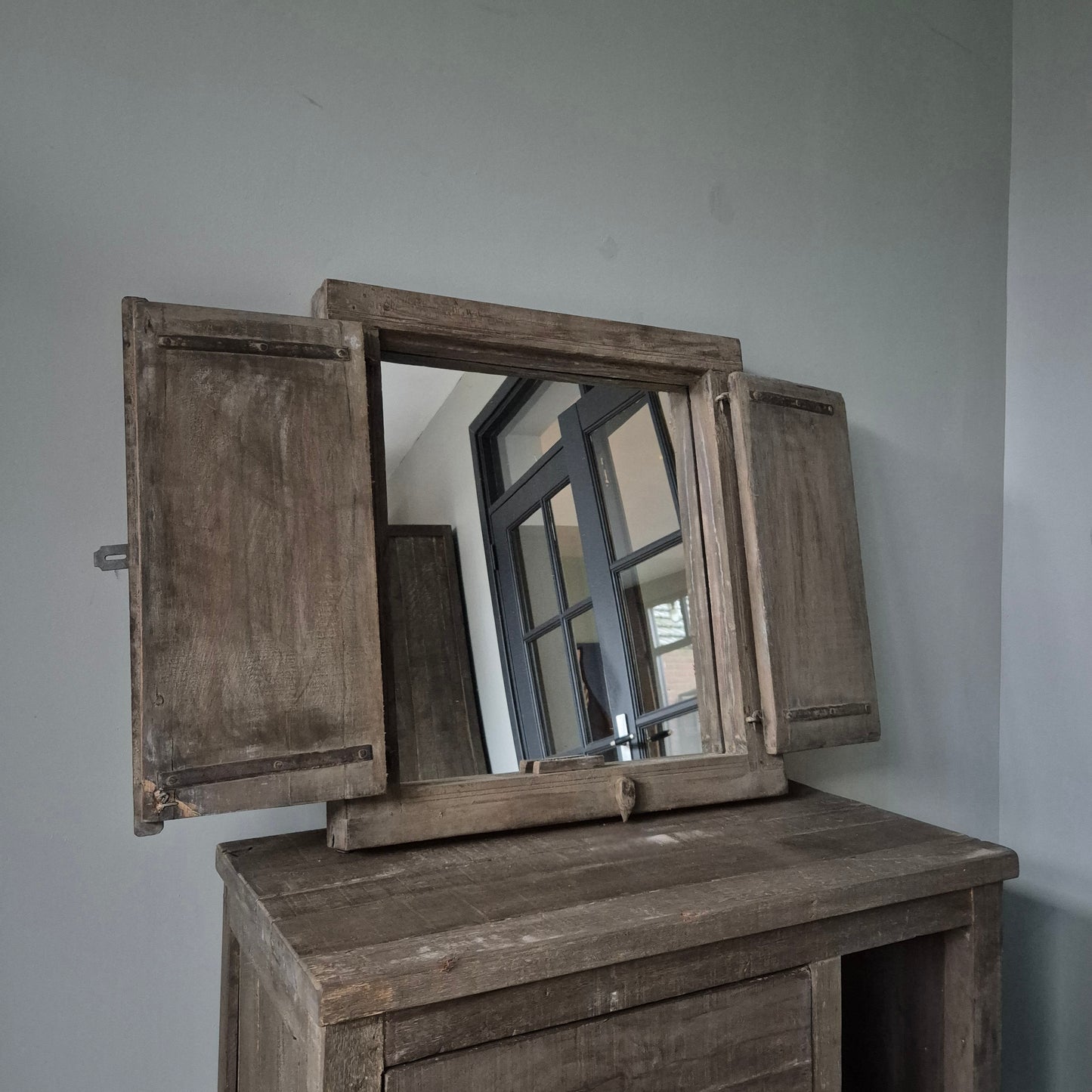Spiegel | uniek oud houten luik