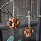 Roest hanger met belletjes