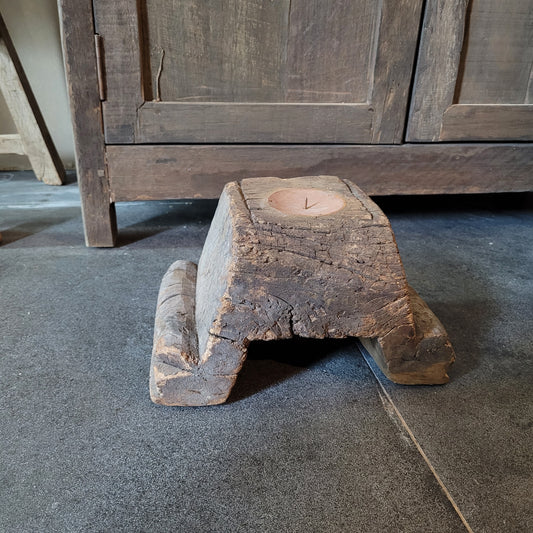 Uniek oud houten poer