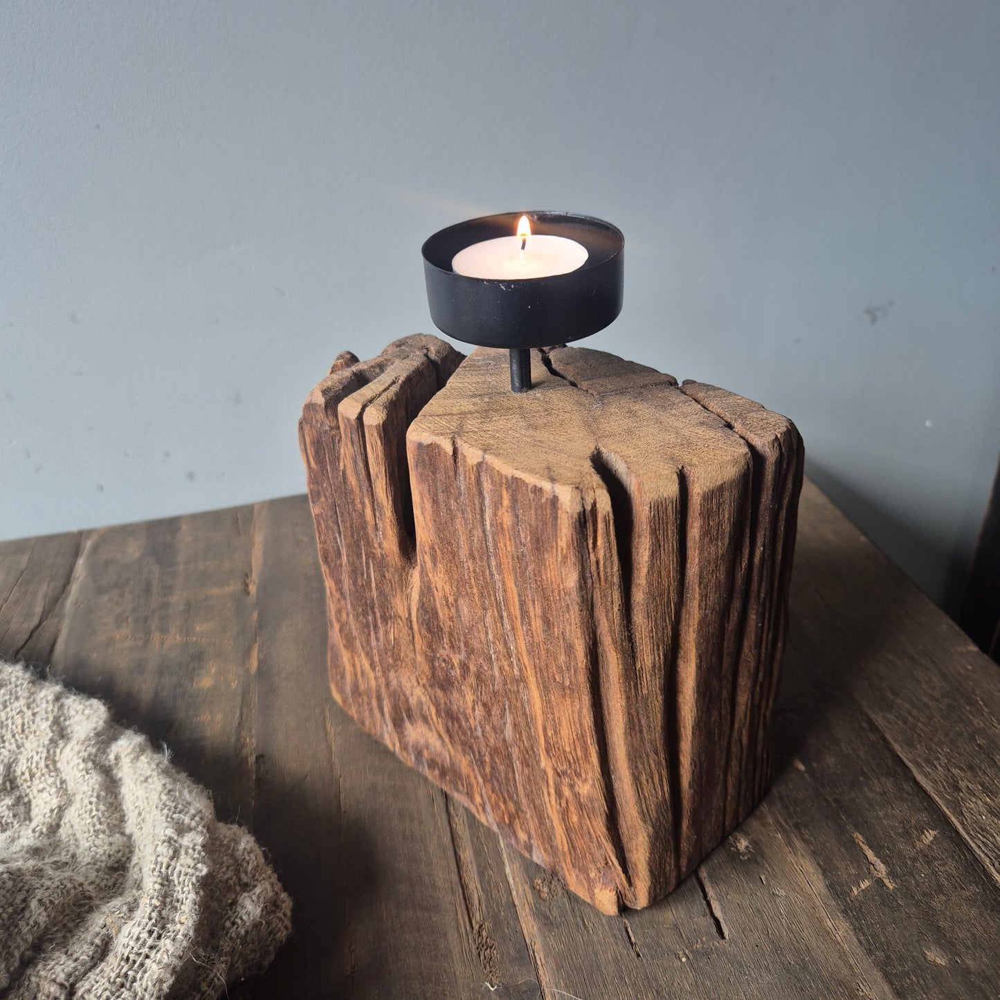 Kandelaar hout nr. 1