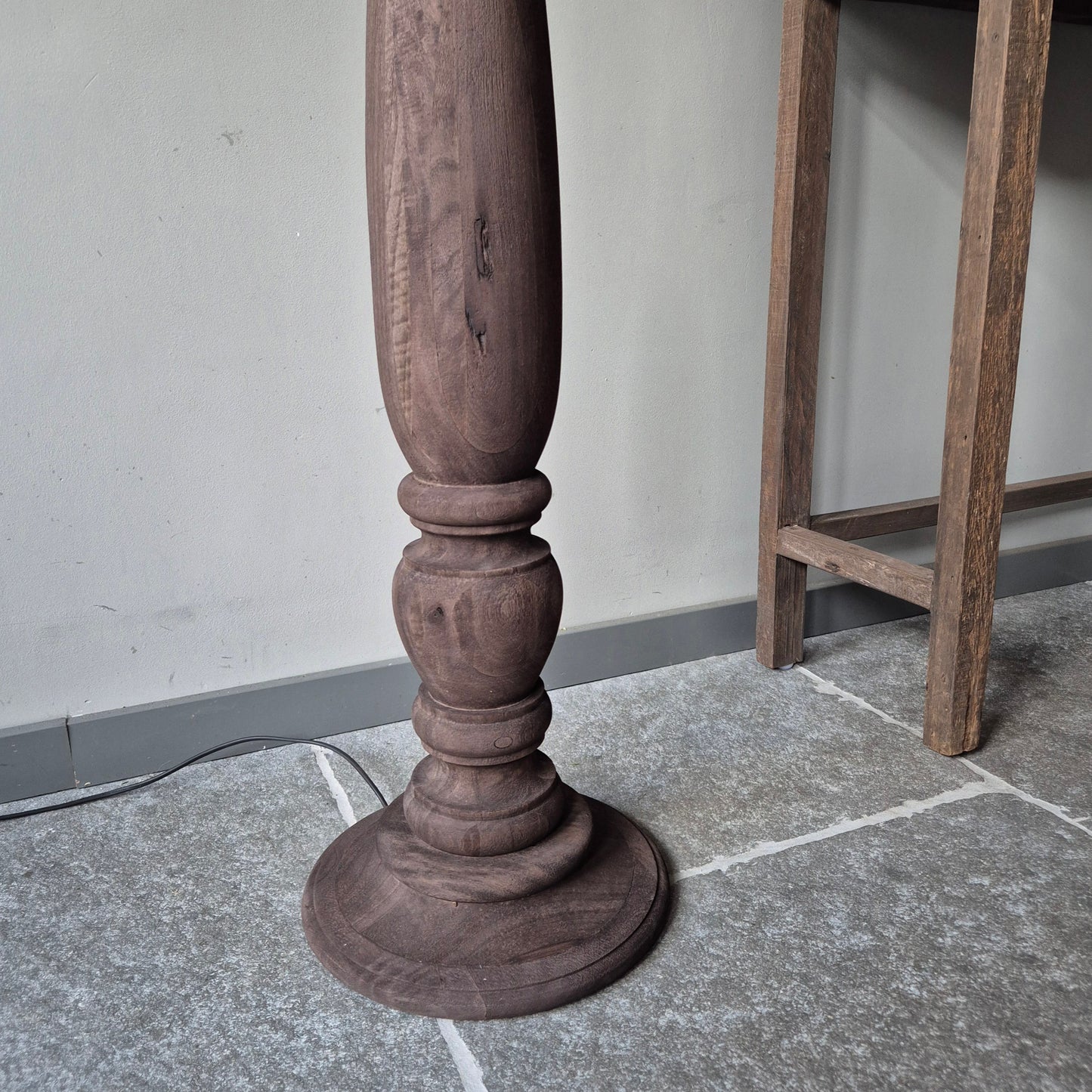 Houten baluster vloerlamp Umber incl. shabby kap | rond