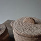 Stenen pot met deksel beige M